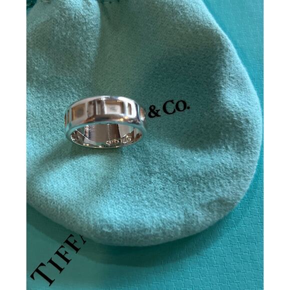 TIFFANY & CO. Atlas 1995 Roman Number 925 Ring Thick Band Authentic US Size 5.75 - Picture 8 of 8